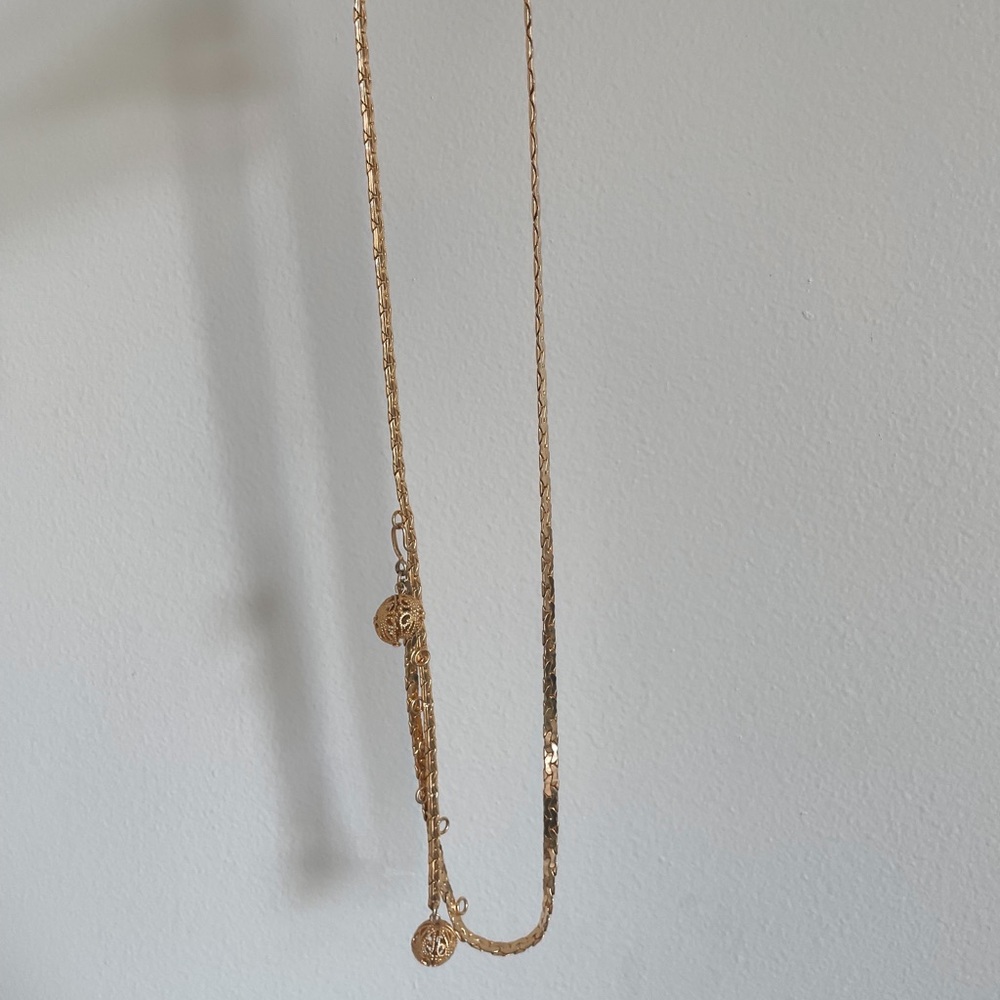 Hook And Loop Gold Chain Belt - image 2